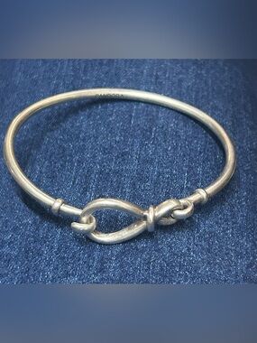 Pandora Silver Knot Bracelet - Polished Silver Finish